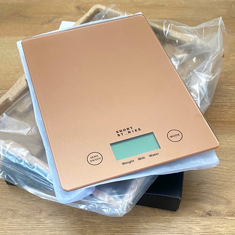 Short Stories Digital Kitchen Scale - Rose Gold